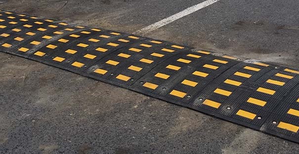 reductores de velocidad vial